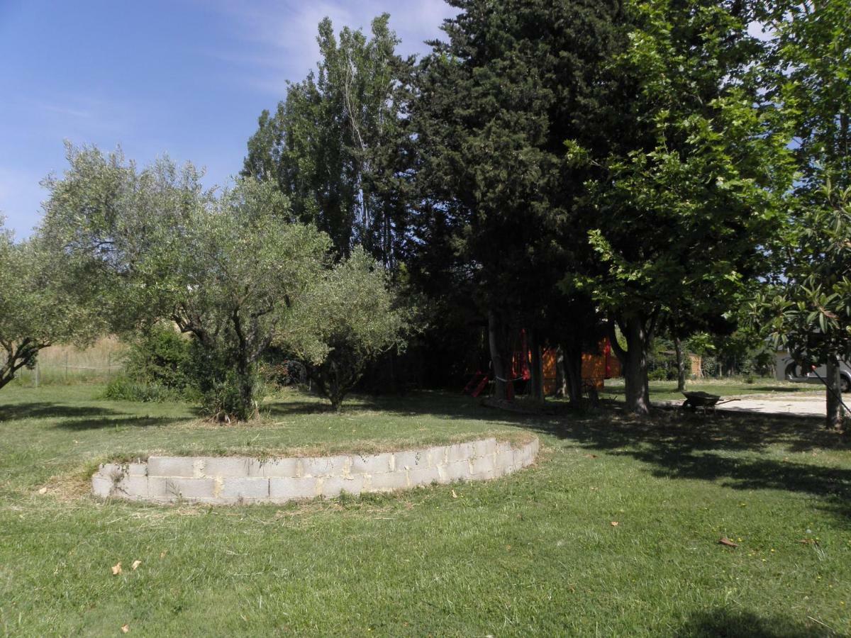 Provence Roulottes Hotel Barbentane Kültér fotó