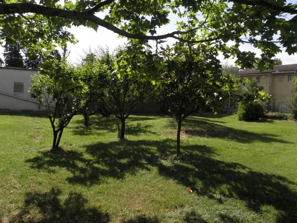Provence Roulottes Hotel Barbentane Kültér fotó